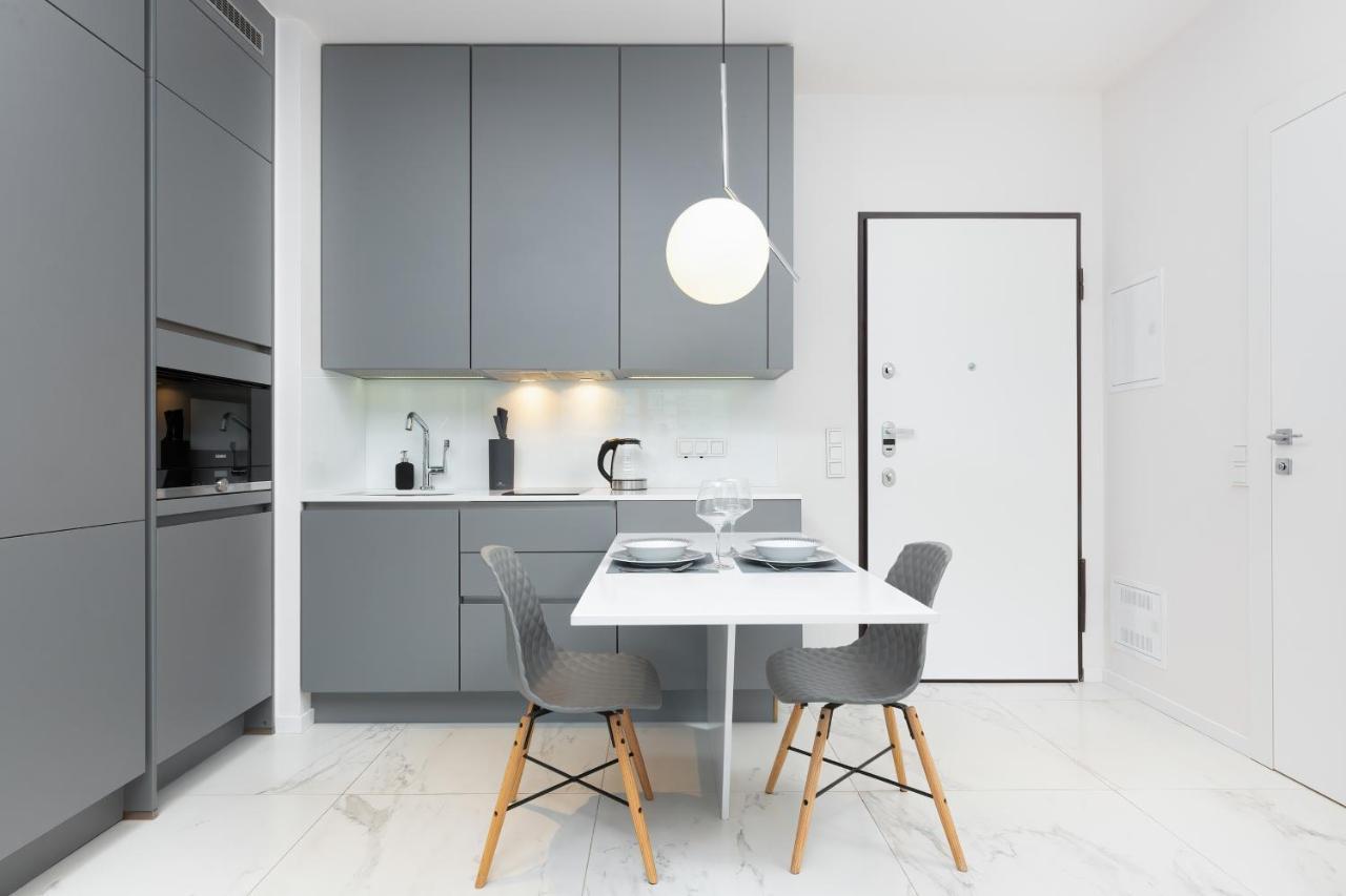Mennica Residence - City Center Apartments By Noclegi Renters Warsaw Exterior photo