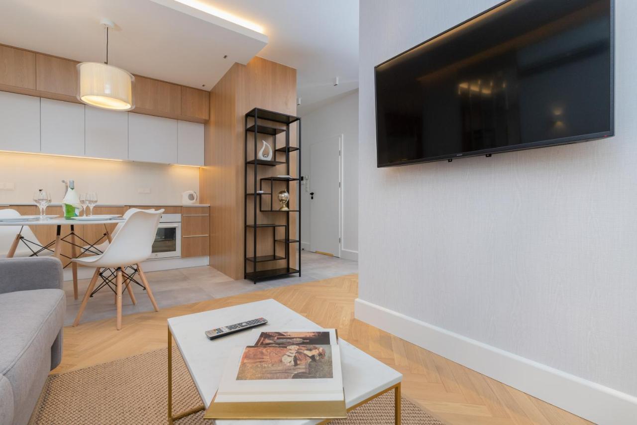 Mennica Residence - City Center Apartments By Noclegi Renters Warsaw Exterior photo